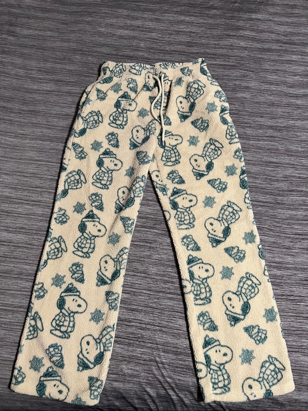 Cream and Teal Snoopy peanuts Character Print sweatpants